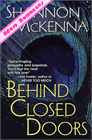 Behind Closed Doors de Shannon McKenna